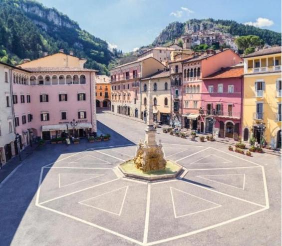 La Lucciola Albergo Ristorante Тальякоццо Екстер'єр фото